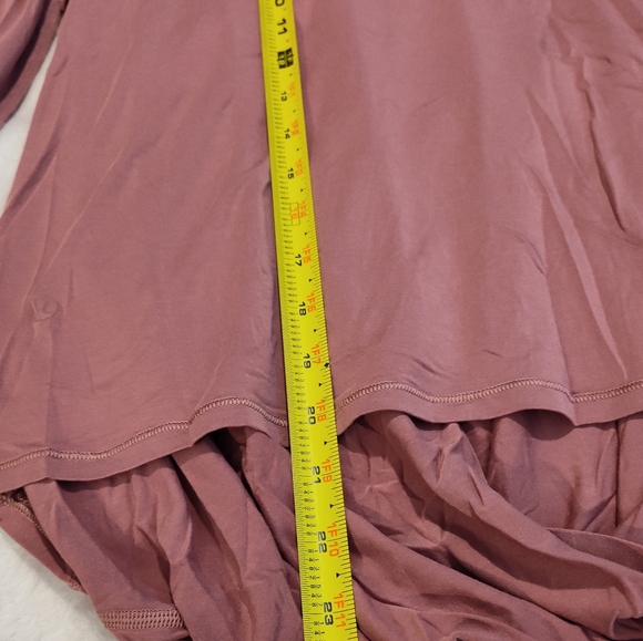 Like-New Lululemon Athletic Long Sleeve Top (NO SIZE TAG, SEE MEASUREMENTS) - Picture 11 of 11